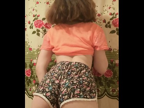 ❤️ Neska gazte sexy galtzak kentzen kameraren aurrean ❌ Porno gurean eu.verhentai.ru ️❤