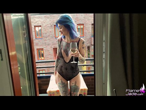 ❤️ Neska Ikaragarria trago batez zurrupatzen eta zeru zabalean sutsuki izorratzen ❌ Porno gurean eu.verhentai.ru ️❤
