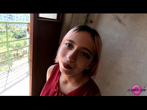 ❤️ Ikasle sentsuak arrotz bat zurrupatzen du kanpoaldean - Cum On His Face ❌ Porno gurean eu.verhentai.ru ️❤
